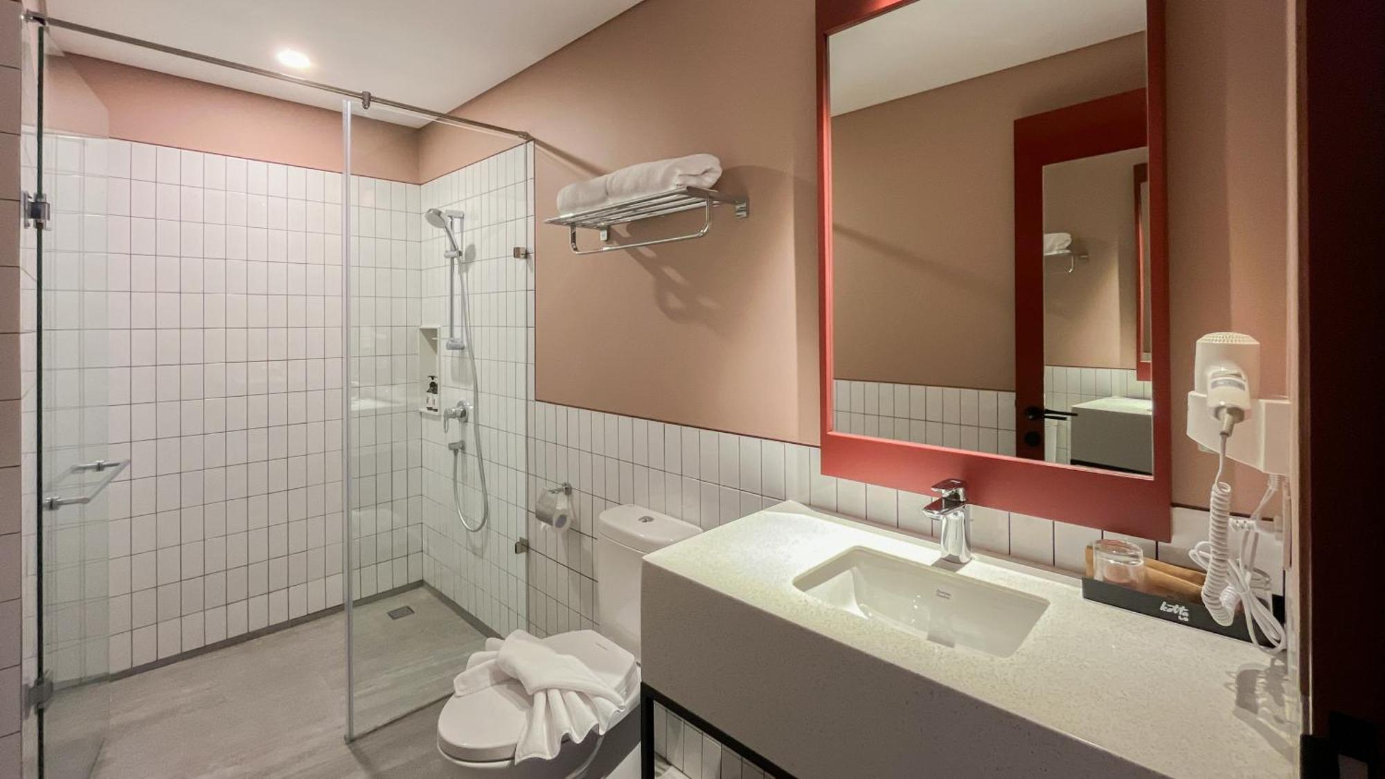 Kotta Go Hotel Tegal Extérieur photo